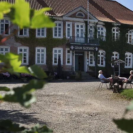 Slotskro Inn Gram