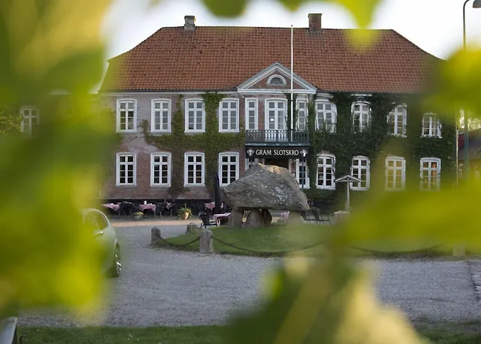 Slotskro Gram